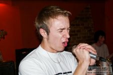 В арт-кафе «Химера» відбувся концерт «Dude Bobr Party #6»