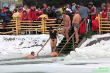 Четвертий Всеукраїнський Фестиваль моржів на Буковелі