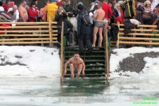 Четвертий Всеукраїнський Фестиваль моржів на Буковелі