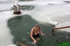 Четвертий Всеукраїнський Фестиваль моржів на Буковелі