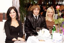 Шоколадна вечірка до 8 березня в «Надії