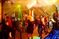 Шоколадна вечірка до 8 березня в «Надії