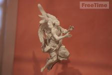 Скульптури Пінзеля в Луврі