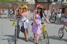 Велопарад дівчат